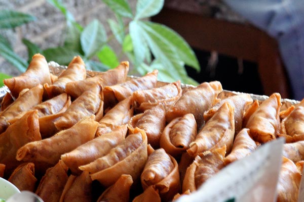 Burmese samosas