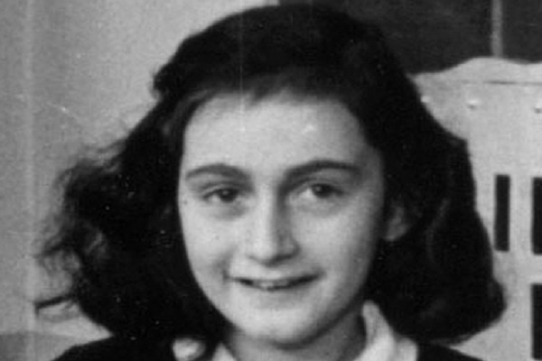 By Unknown photographer; Collectie Anne Frank Stichting Amsterdam (Website Anne Frank Stichting, Amsterdam) [Public domain], via Wikimedia Commons