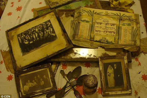 Jewish Possessions Found
