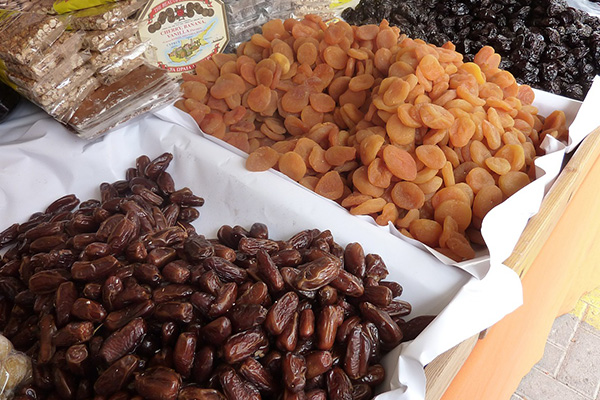 dried fruit for Eid al-Fitr
