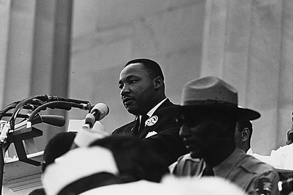 Martin Luther King, Jr delivering speech