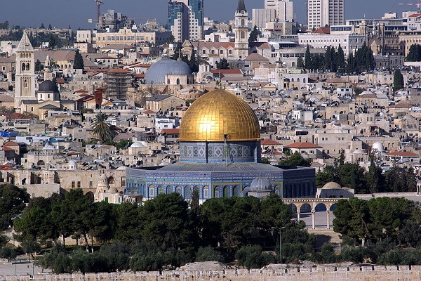 1024px-Jerusalem_Dome_of_the_rock_BW_1