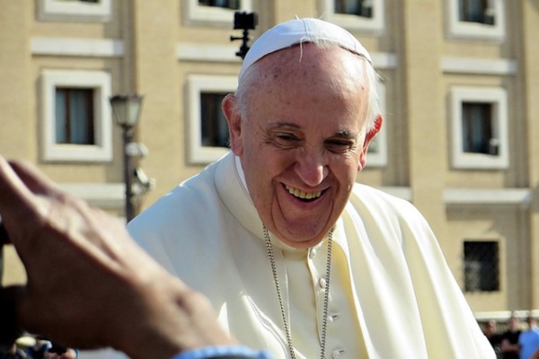 Pope Francis Is Now Throwing Beach Pizza Parties