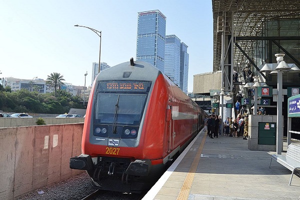 Religious-Political Scuffle Leads to Cancellation of Train Services in Israel