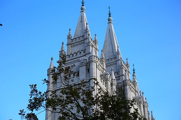 186th LDS Semiannual General Conference: Traditional Christian Values and Mormon Faith Crisis