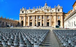Vatican Independent Auditor Unexpectedly Quits