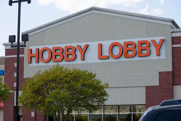 Hobby Lobby is licensed under CC BY 2.0