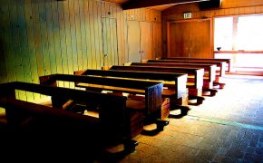 #EmptyThePews Advocates Quitting Church to Protest Trump