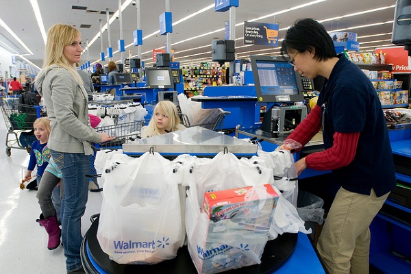 Christians Applaud Walmart for Banning Cosmopolitan Magazine at Checkout Lines