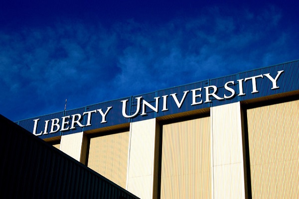 Largest Christian University Enrollment takes a Dive