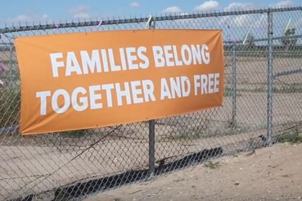 Rabbis Led a Pilgrimage to Protest Tornillo Migrant Children Detention Center
