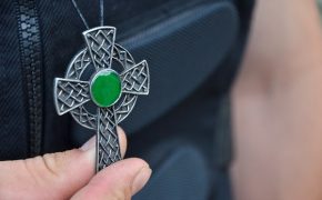 Quebec’s New Law Forbids Religious Symbols to be Worn by Public Workers