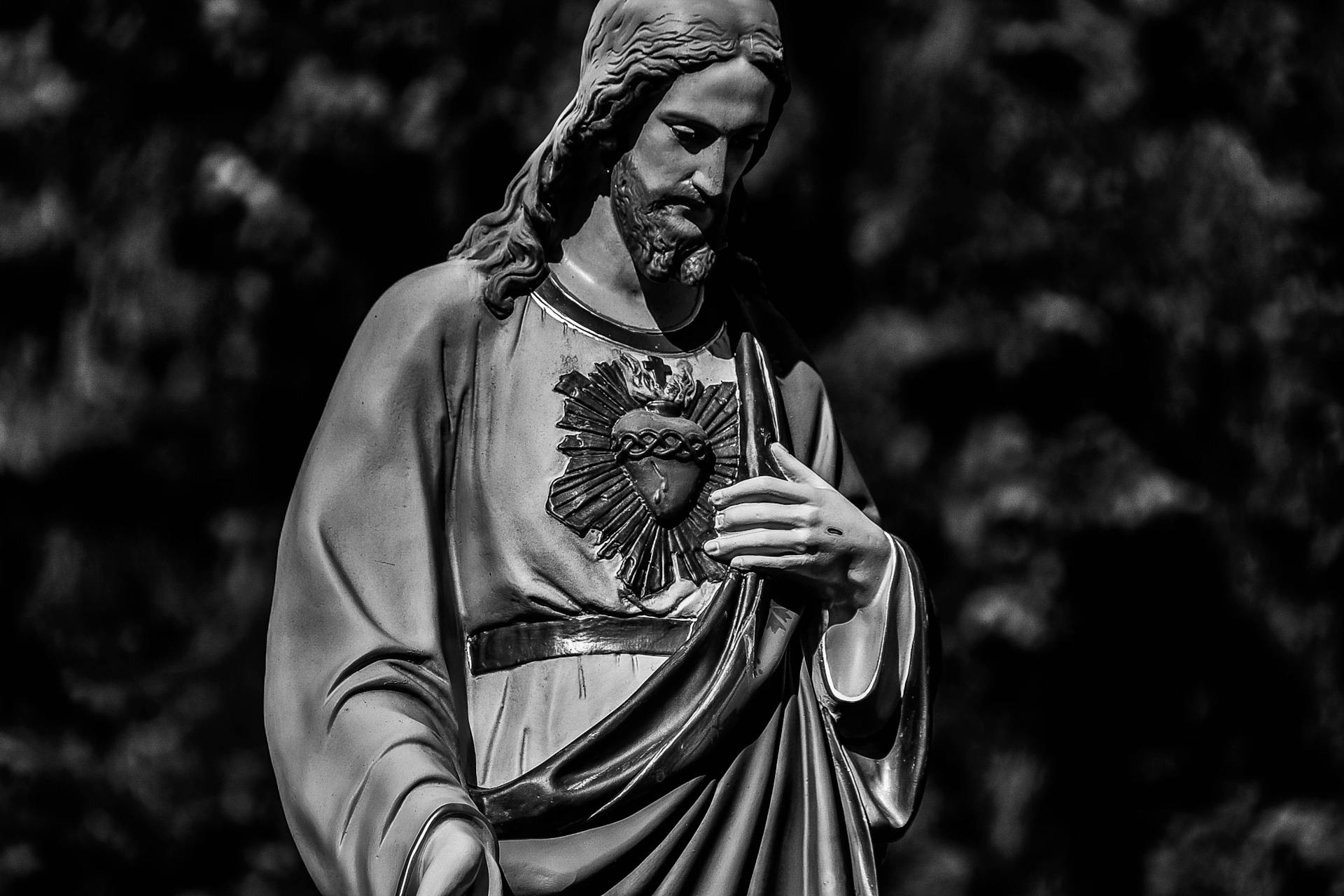 Grzegorz Sękulski. Jesus Christ Statue