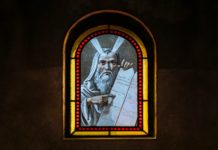 Appeals court clears path for Louisiana’s Ten Commandments classroom displays, reigniting church–state debate