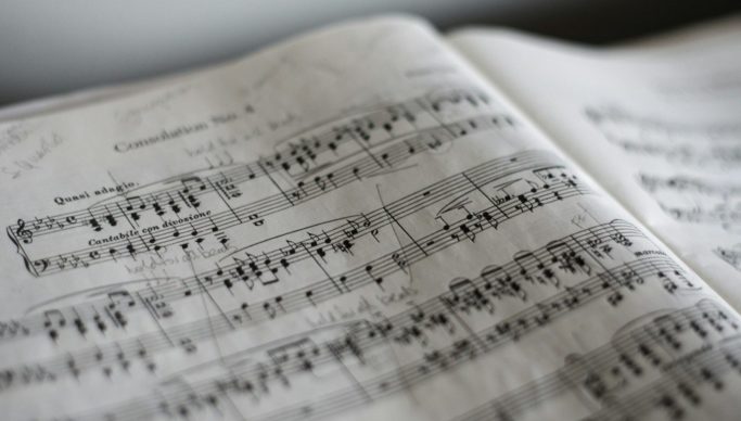 From Arena Hallelujahs to Ramadan Night Nasheeds: Spiritual Music’s Worldwide Pulse This Week