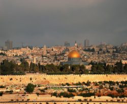 Jerusalem’s Holy Week Under Wartime Limits